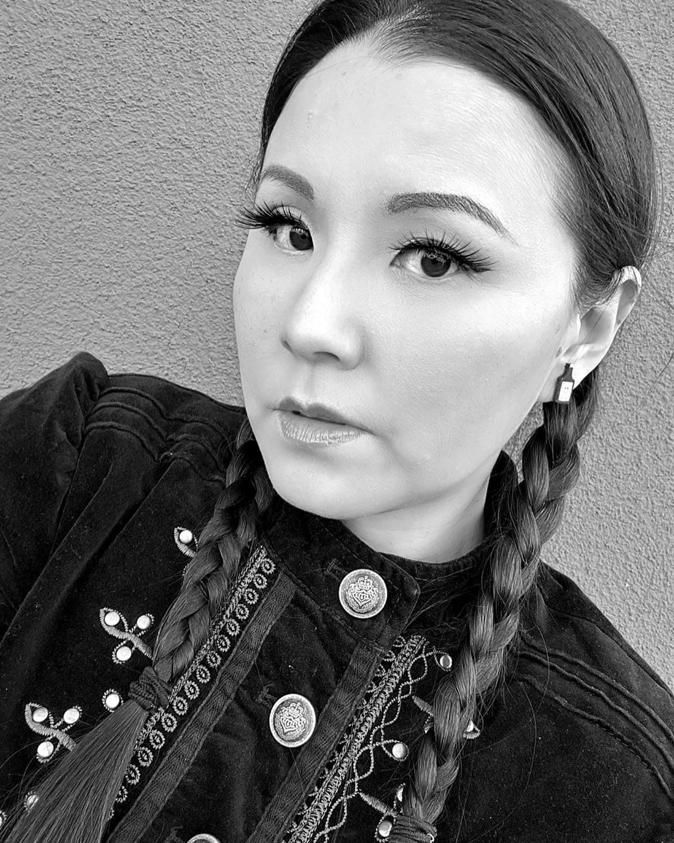 Wednesday Addams Earrings: Black Skull Poison Bottle, Gothic Spooky Jewelry