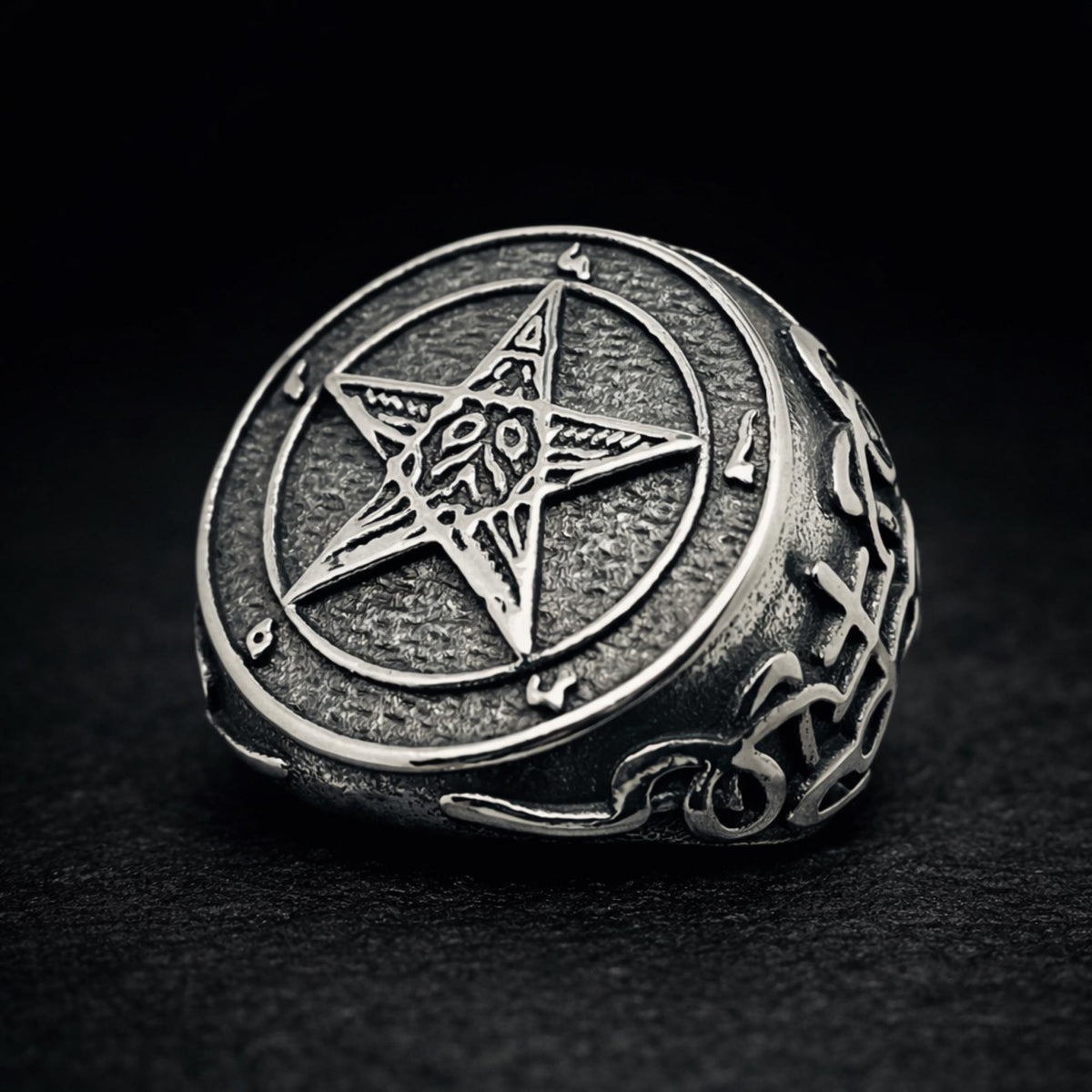 Chunky Pentagram Biker Ring, Gothic Silver Statement Ring for Men
