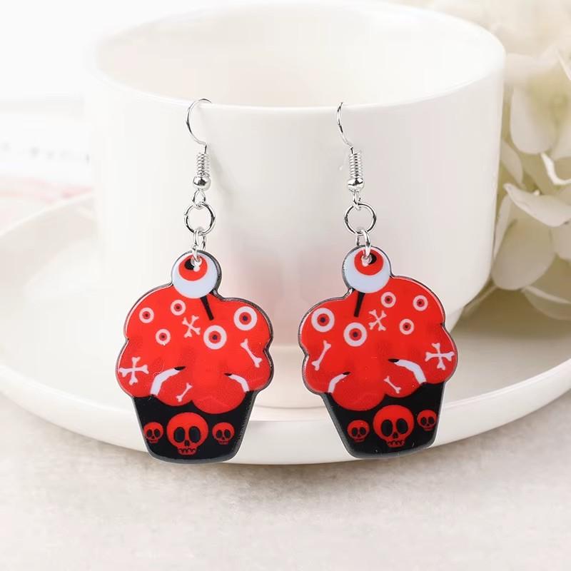 Gothic Skull Dangle Earrings: Vampire Goth Jewelry