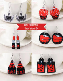 Gothic Skull Dangle Earrings: Vampire Goth Jewelry