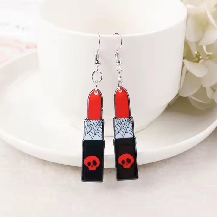 Gothic Skull Dangle Earrings: Vampire Goth Jewelry