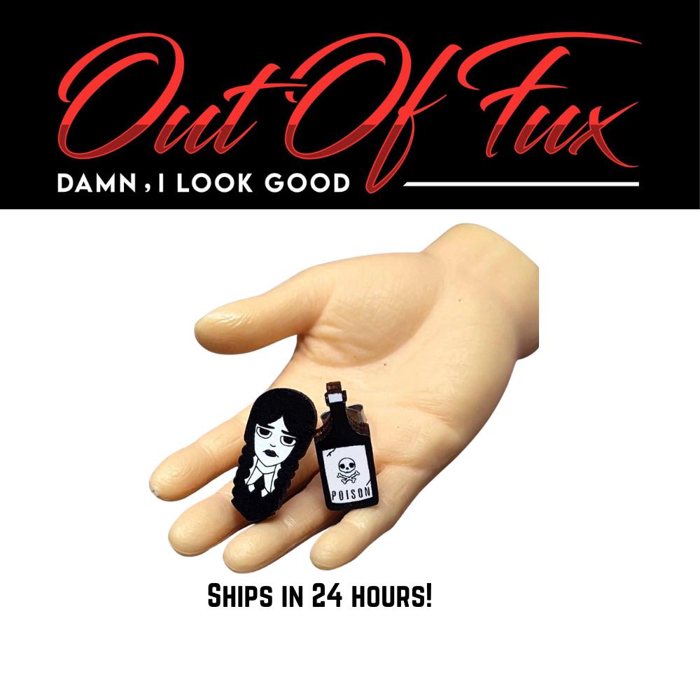 Wednesday Addams Earring Gothic Style Dark Aesthetic Halloween Jewelry Black Skull Poison Bottle Gothic Design Wooden Earring Spooky Gift