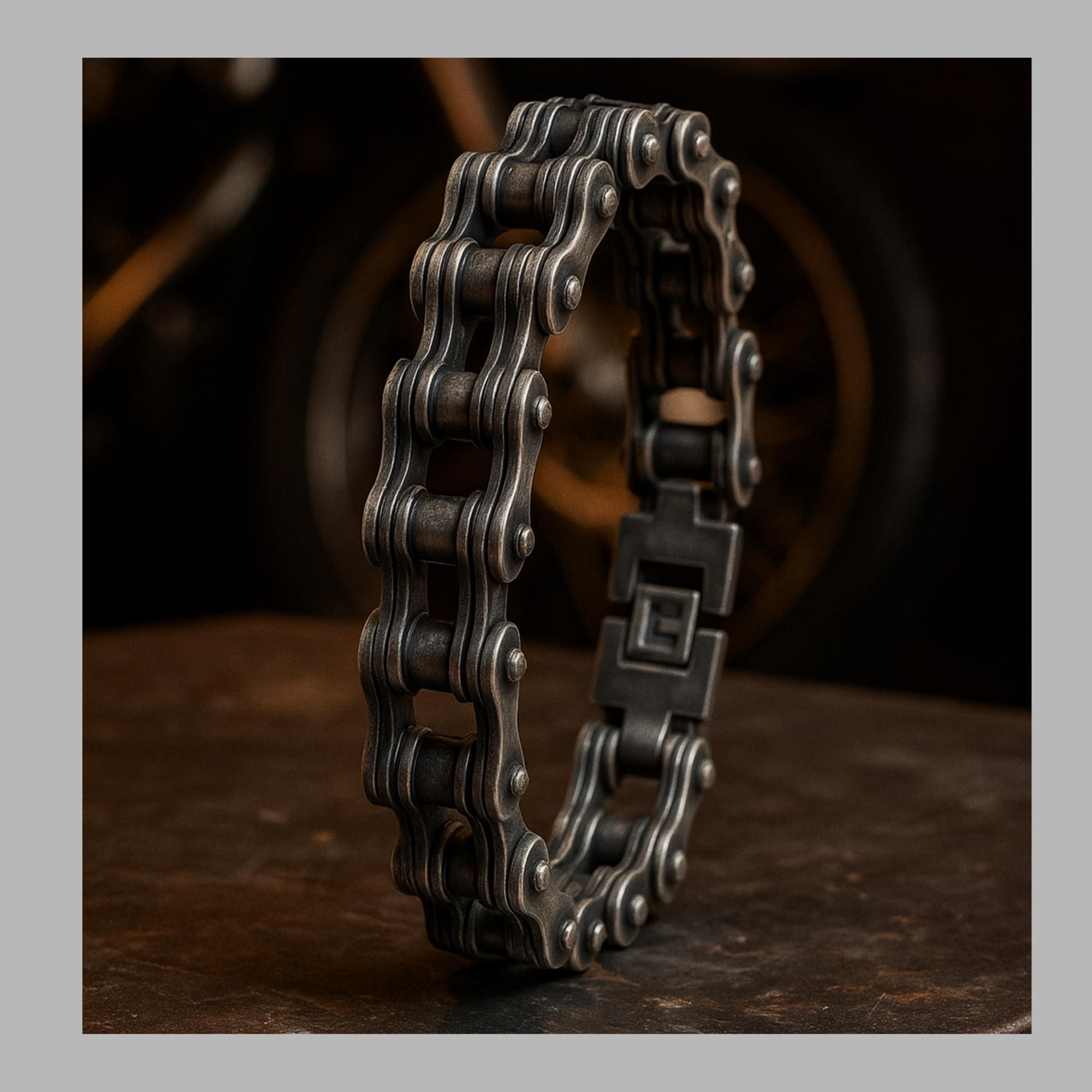 Antique Silver Biker Chain Bracelet: Rugged Gift for Men